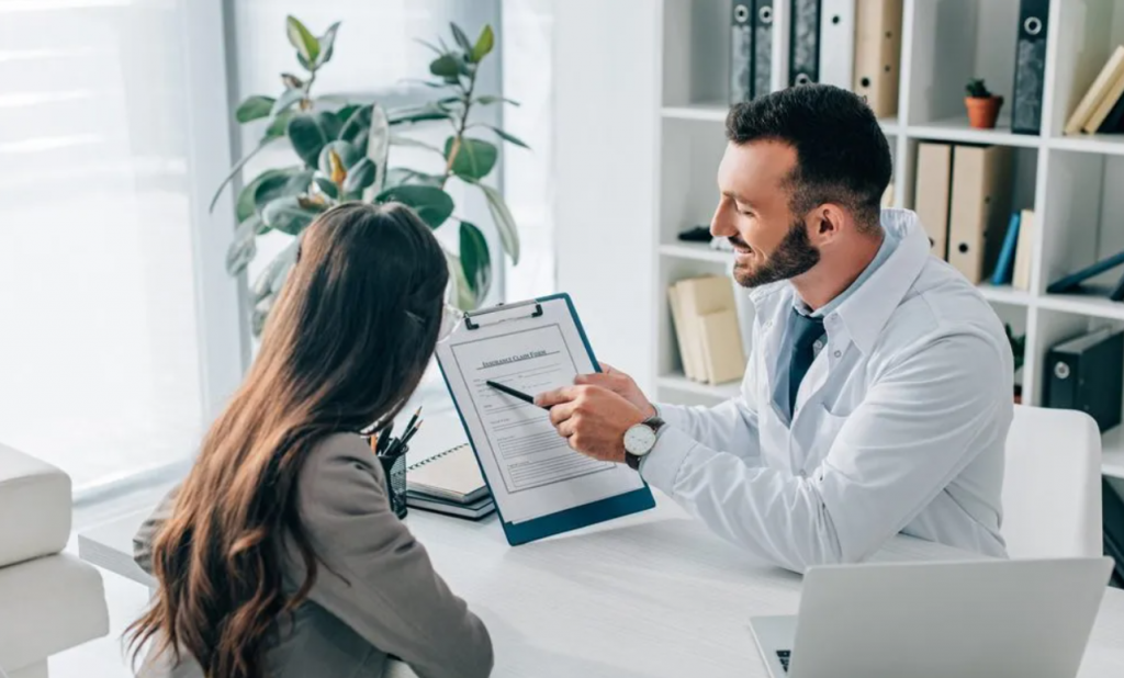 ¿Qué beneficios tienen los seguros para las empresas?